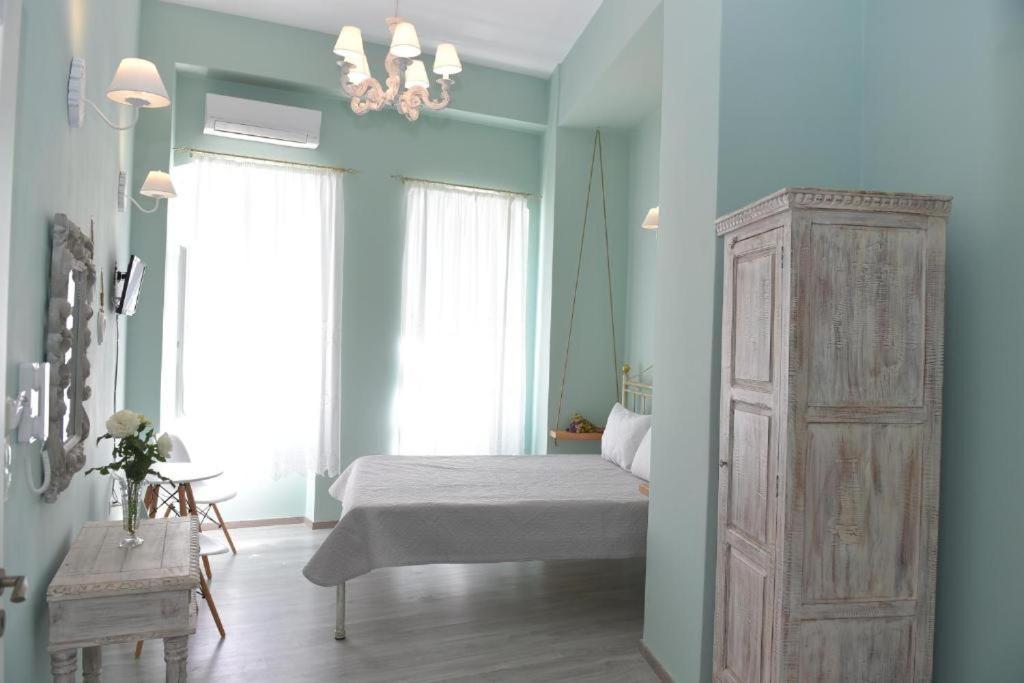 Oisyra Boutique Suites Ermúpoli Kültér fotó