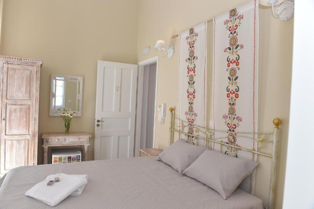 Oisyra Boutique Suites Ermúpoli Kültér fotó